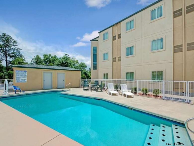 Days Inn & Suites Augusta – Wyndham, près de Fort Gordon