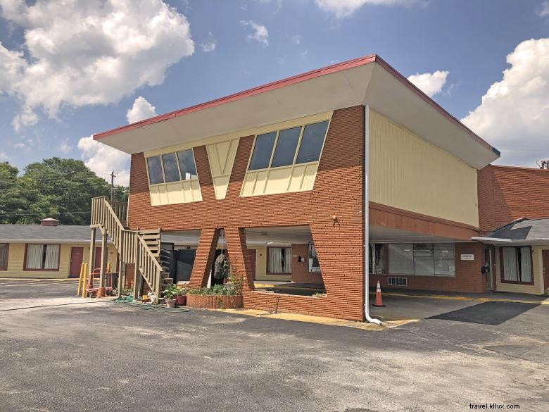 Auberge Conyers – Motel d architecture mi‑XXe siècle