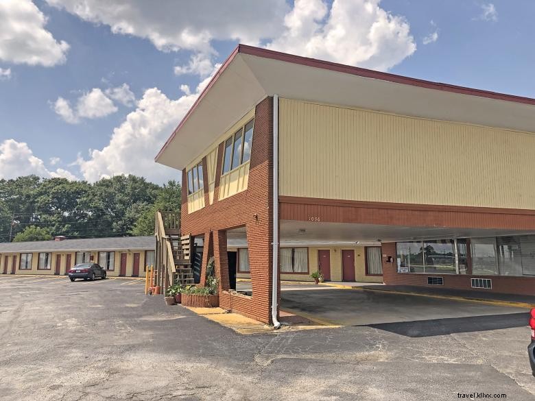 Auberge Conyers – Motel d architecture mi‑XXe siècle