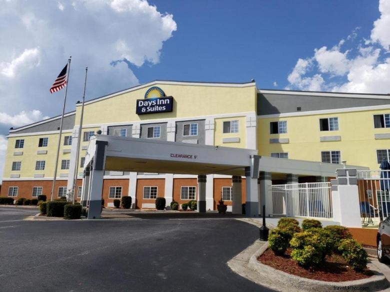 Days Inn & Suites Union City