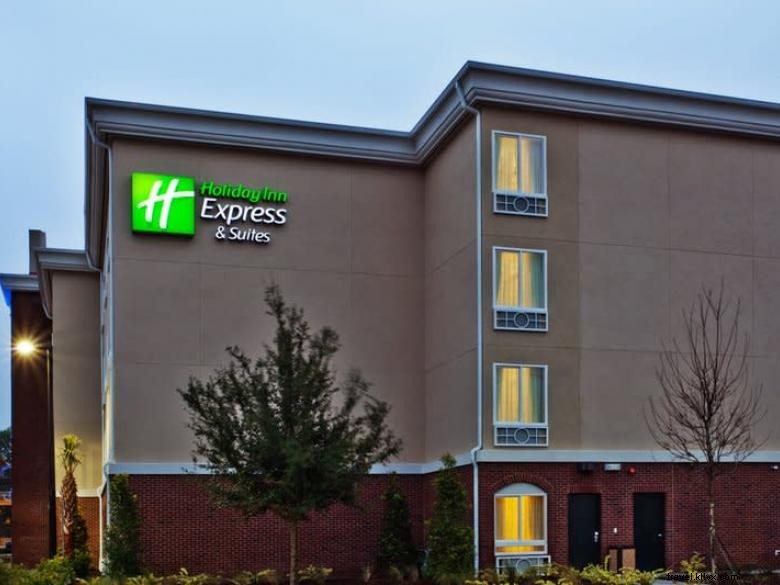 Holiday Inn Express & Suites Savannah – Centre‑ville