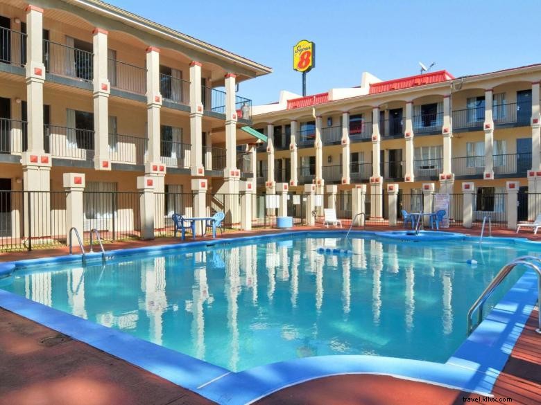 Super 8 College Park – Aéroport Ouest d Atlanta