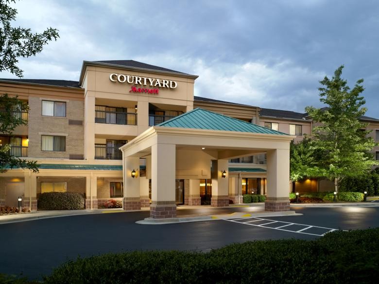 Courtyard Atlanta Alpharetta – Hôtel rénové à Alpharetta