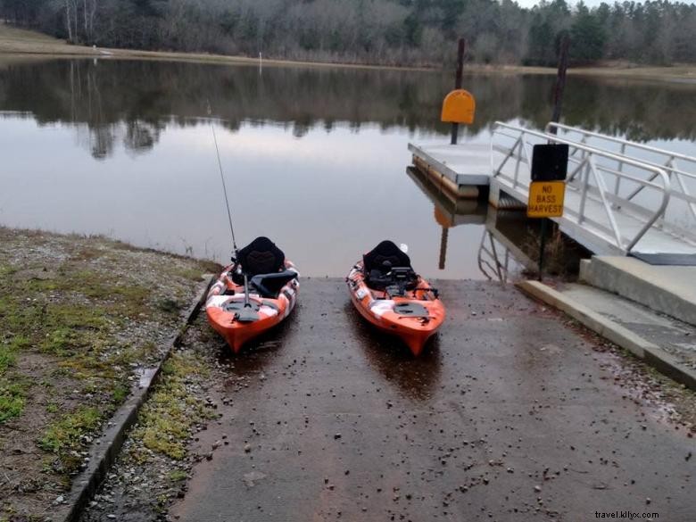 Camping dans la zone de pêche publique de McDuffie