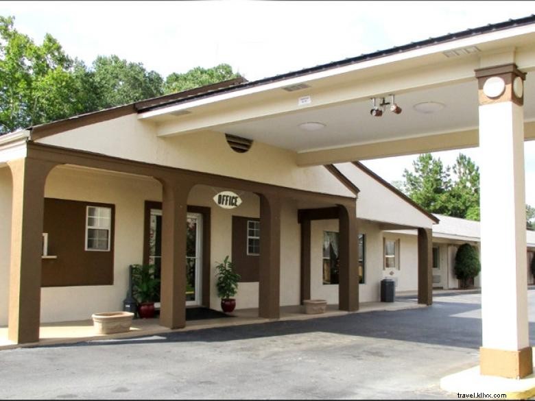 Motel 6 Americus
