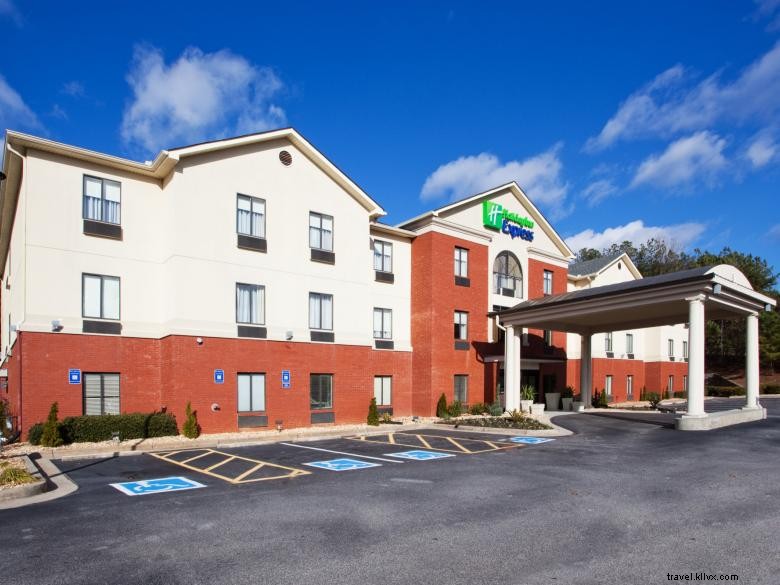 Comfort Inn & Suites Canton