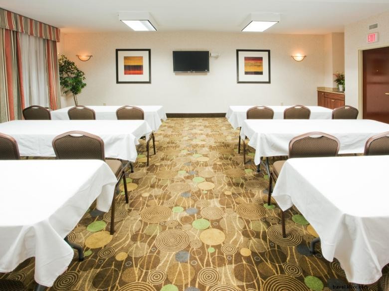 Comfort Inn & Suites Canton