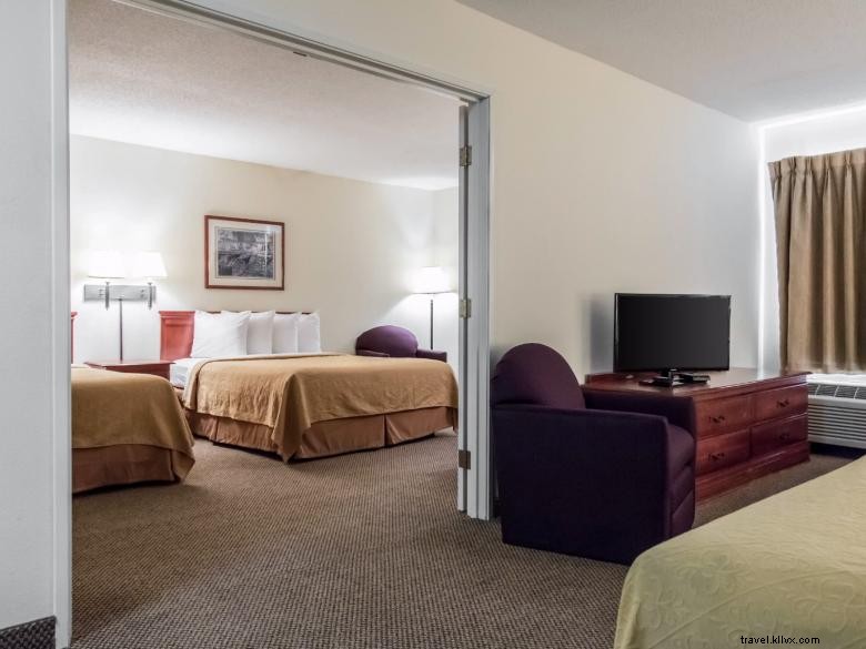 Quality Inn & Suites Savannah North – Port Wentworth