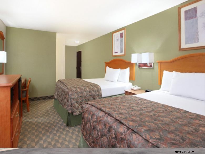 Days Inn par Wyndham à Darien