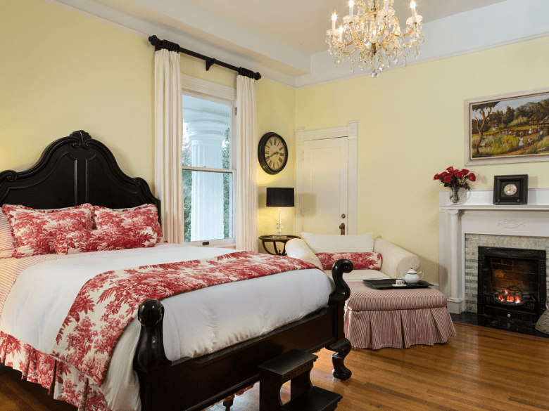 Chambres d hôtes The Twelve Oaks – Maison historique à Covington, GA
