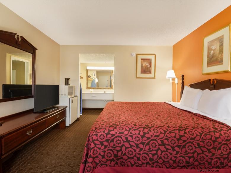 Days Inn by Wyndham – Atlanta Stone Mountain