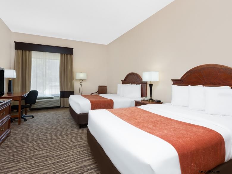 Baymont par Wyndham Augusta Riverwatch – Hôtel & Suites