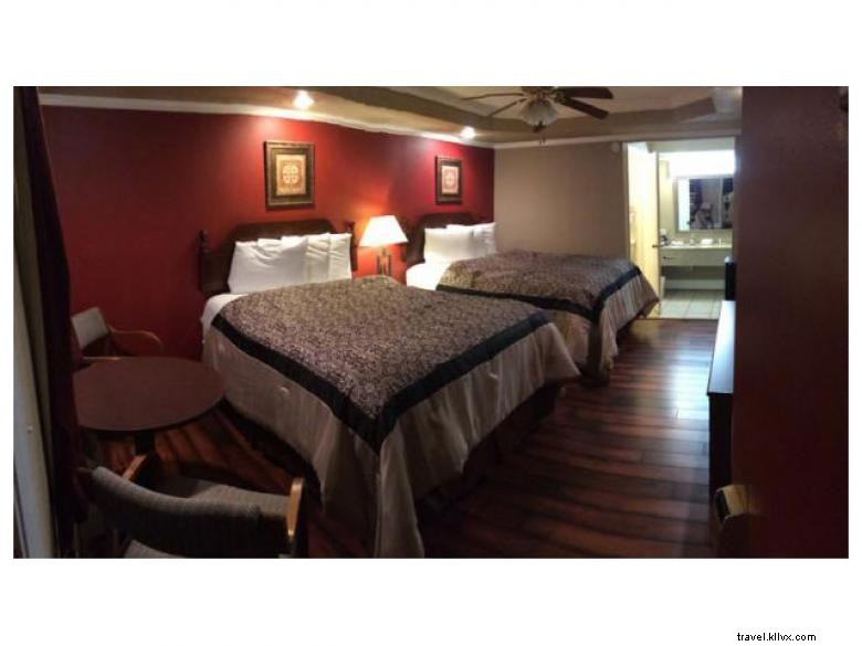 Motel et Chalets Riverbend