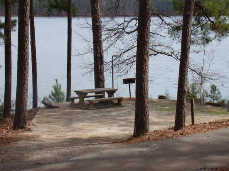 Parc Bobby Brown – Camping, Yurtas et Histoire