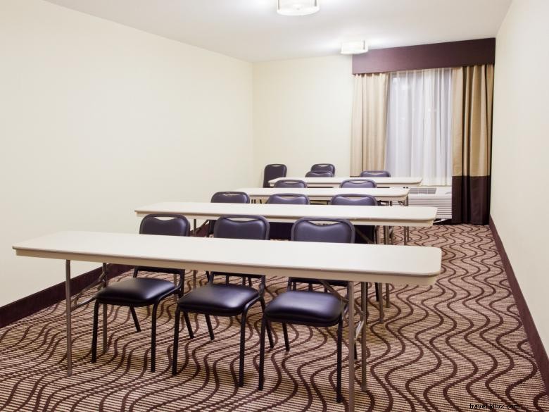 La Quinta Inn & Suites – LaGrange (I‑85)