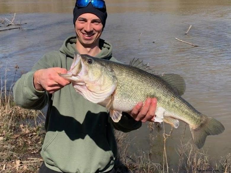 Aventures de chasse et de pêche chez Woods‑N‑Water