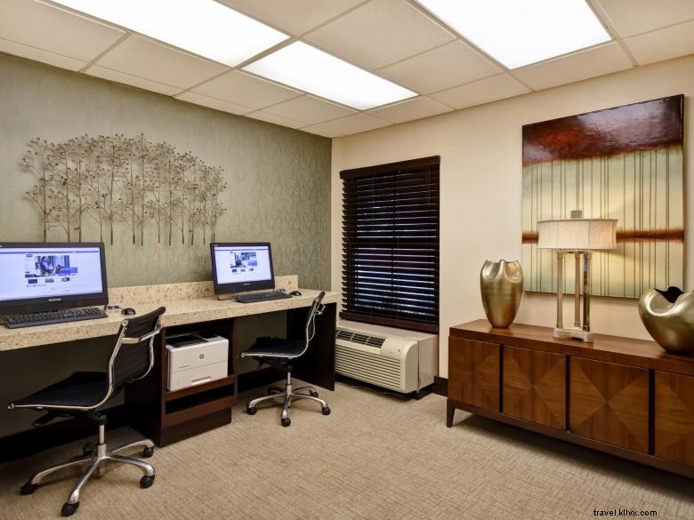 Hampton Inn Atlanta – Mall of Georgia