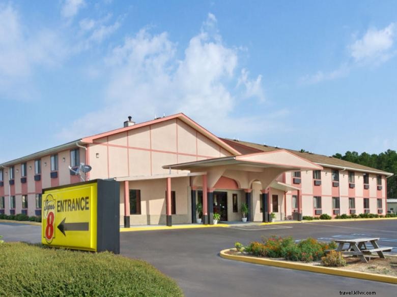 Super 8 Waycross – Wyndham