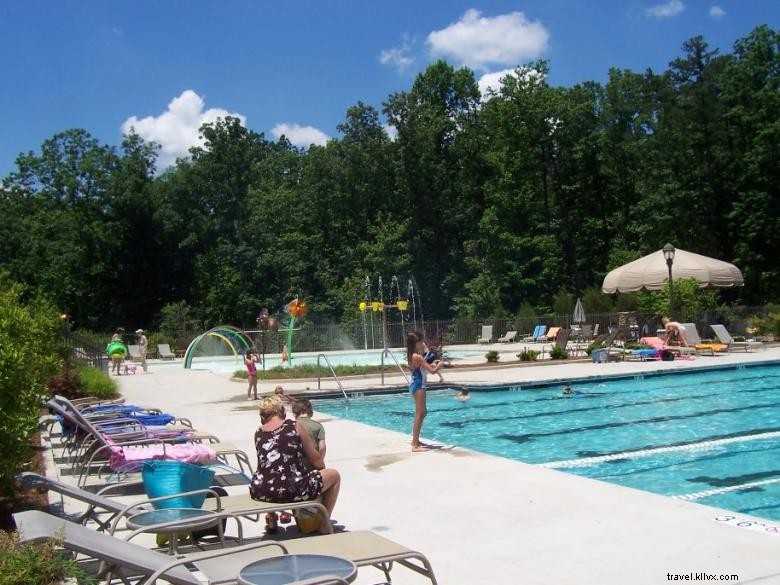 Villas Petit Crest – Complexe golf, pêche et natation en Géorgie du Nord