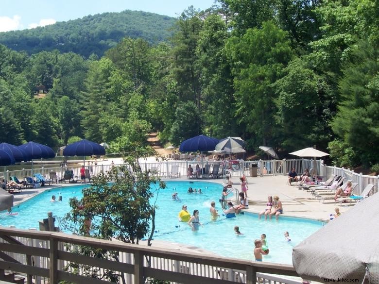 Villas Petit Crest – Complexe golf, pêche et natation en Géorgie du Nord