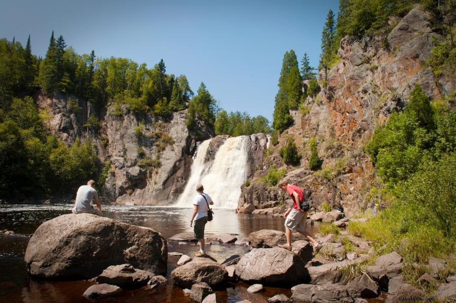 Explorez le camping sur la côte nord du Minnesota dans ses parcs d État