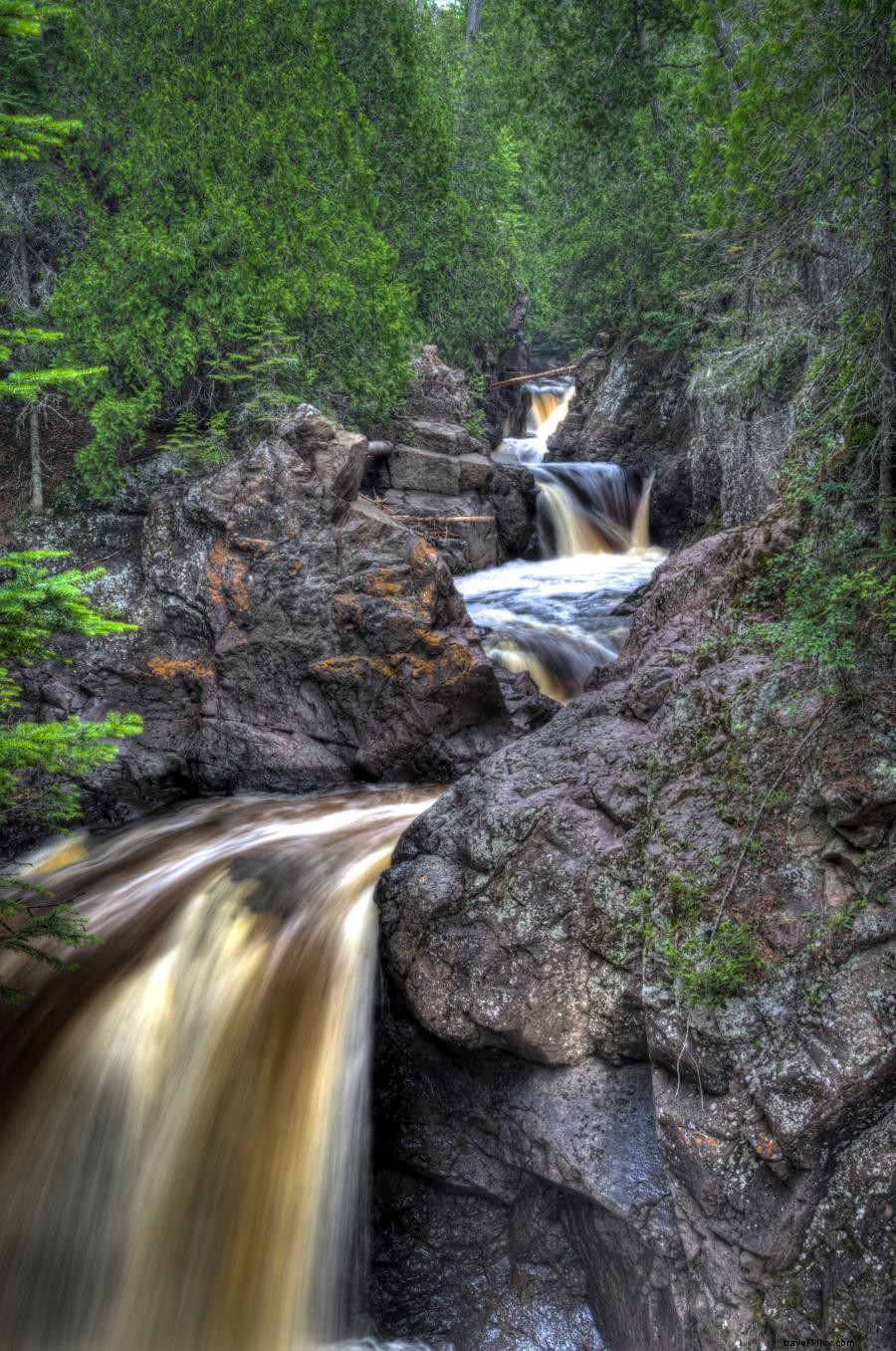 Explorez le camping sur la côte nord du Minnesota dans ses parcs d État
