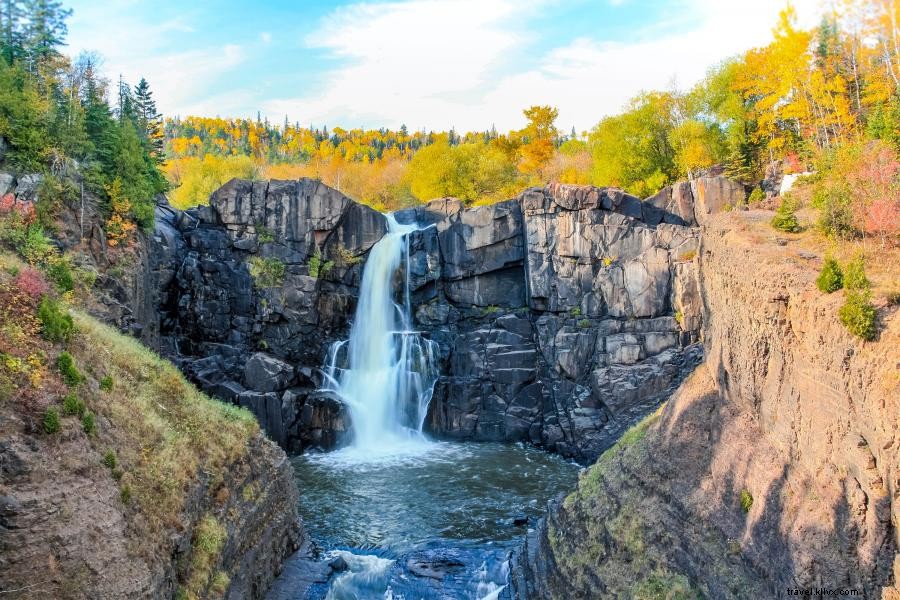 Explorez le camping sur la côte nord du Minnesota dans ses parcs d État