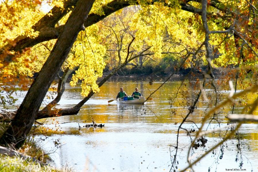 Canoë, camping et observation des couleurs le long de la rivière St. Croix
