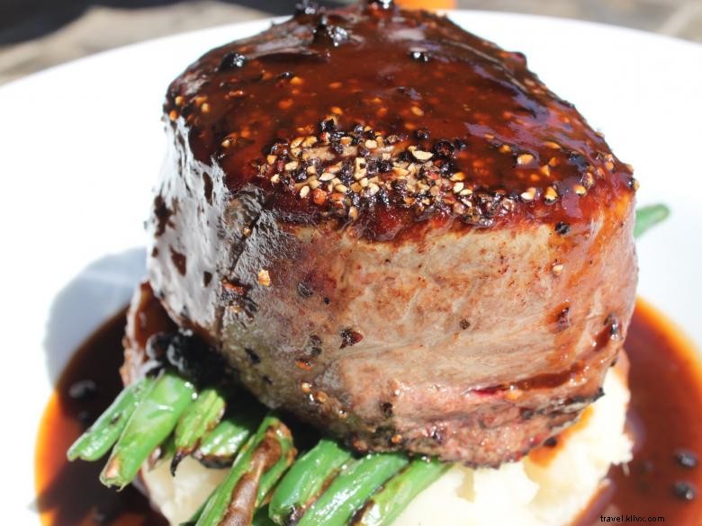 CinéBistro – Dîner et cinéma de luxe