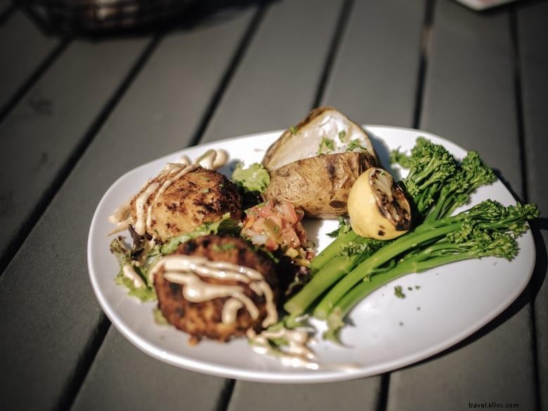 Saltwater Fishery : fruits de mer frais et bar sur le rooftop