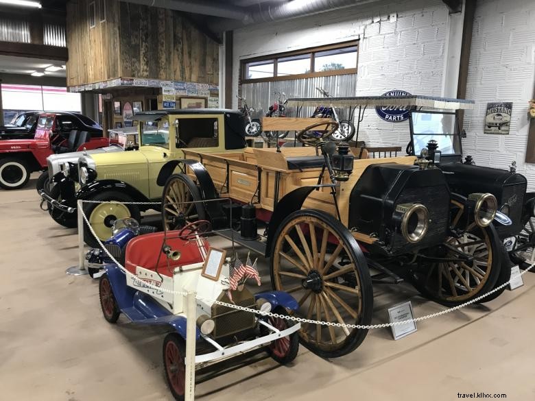 Musée Automobile Miles Through Time