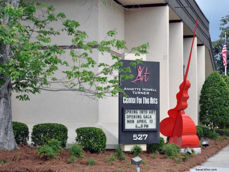 Centre des Arts Annette Howell Turner