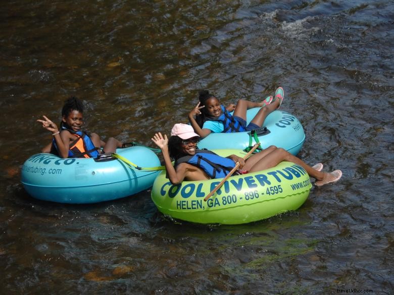 Tubing sur rivière fraîche
