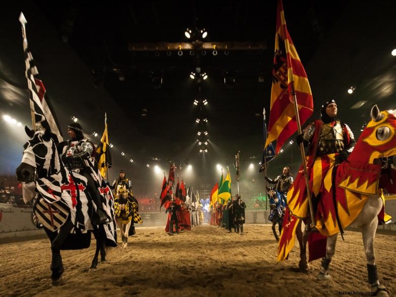 Dîner et tournoi à l époque médiévale