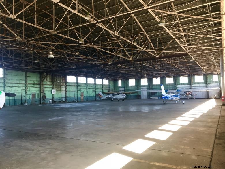 Hangar de la Seconde Guerre mondiale à l aéroport du comté de Decatur