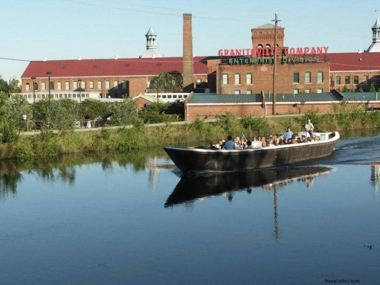 Centre d’interprétation du canal d Augusta – excursions en bateau à Saint‑Pétersbourg