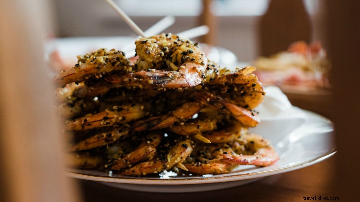 11 restaurants qui valent le détour (ou bateau) autour de Brisbane