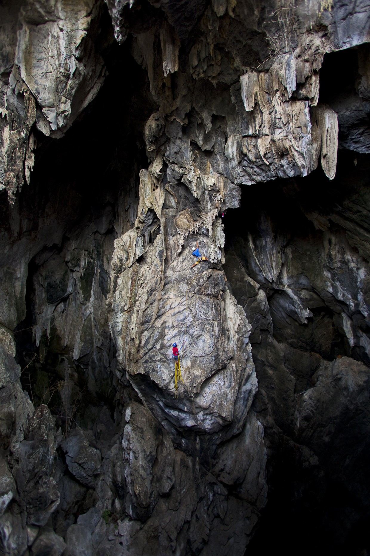 Escalade en grotte à Chiang Mai