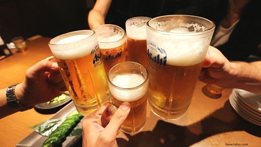 Étiquette à la table au Japon
