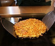Okonomiyaki : la crêpe japonaise à la carte