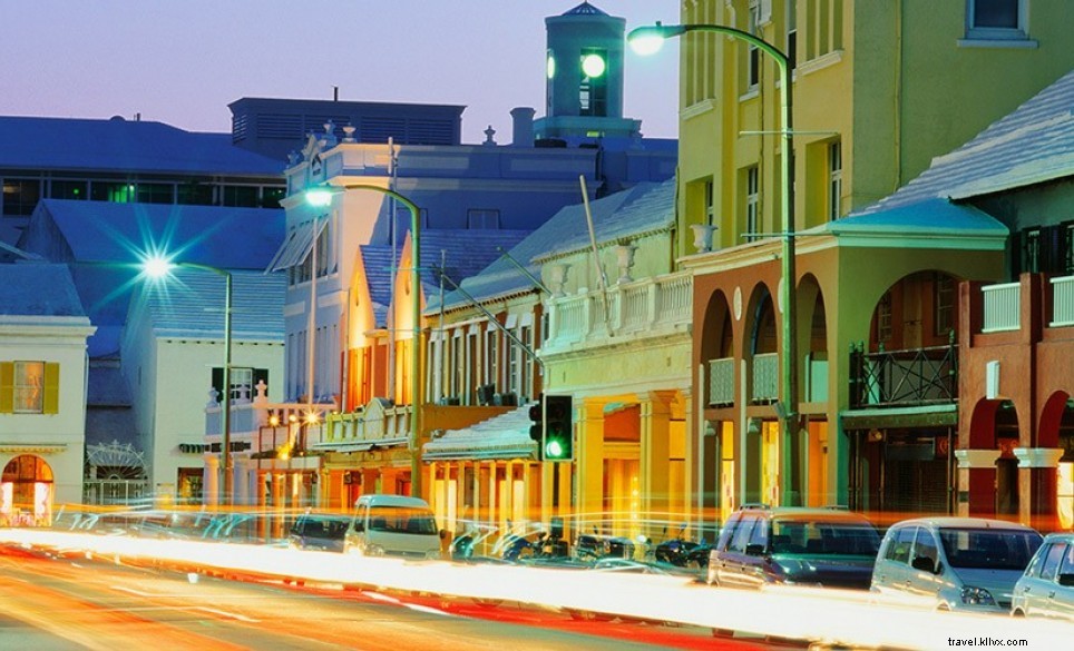 Vie nocturne aux Bermudes : les meilleurs spots le long de Front Street